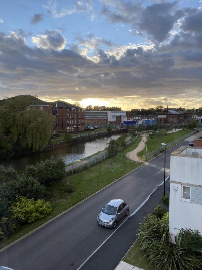 Cathedral View Apartamento Coventry Exterior foto